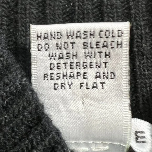 Black & Cream Houndstooth Lambswool Mock Neck Sweater – Size Medium - Picture 7 of 8